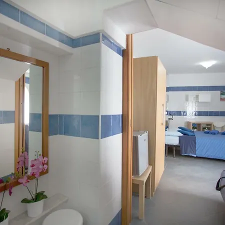 Bed & Breakfast Oasi Isola Bella *
