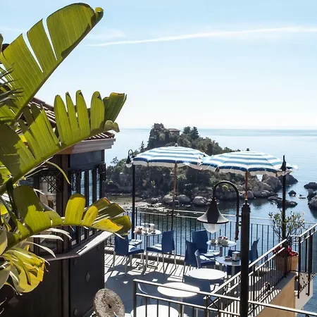 Oasi Isola Bella Bed & Breakfast